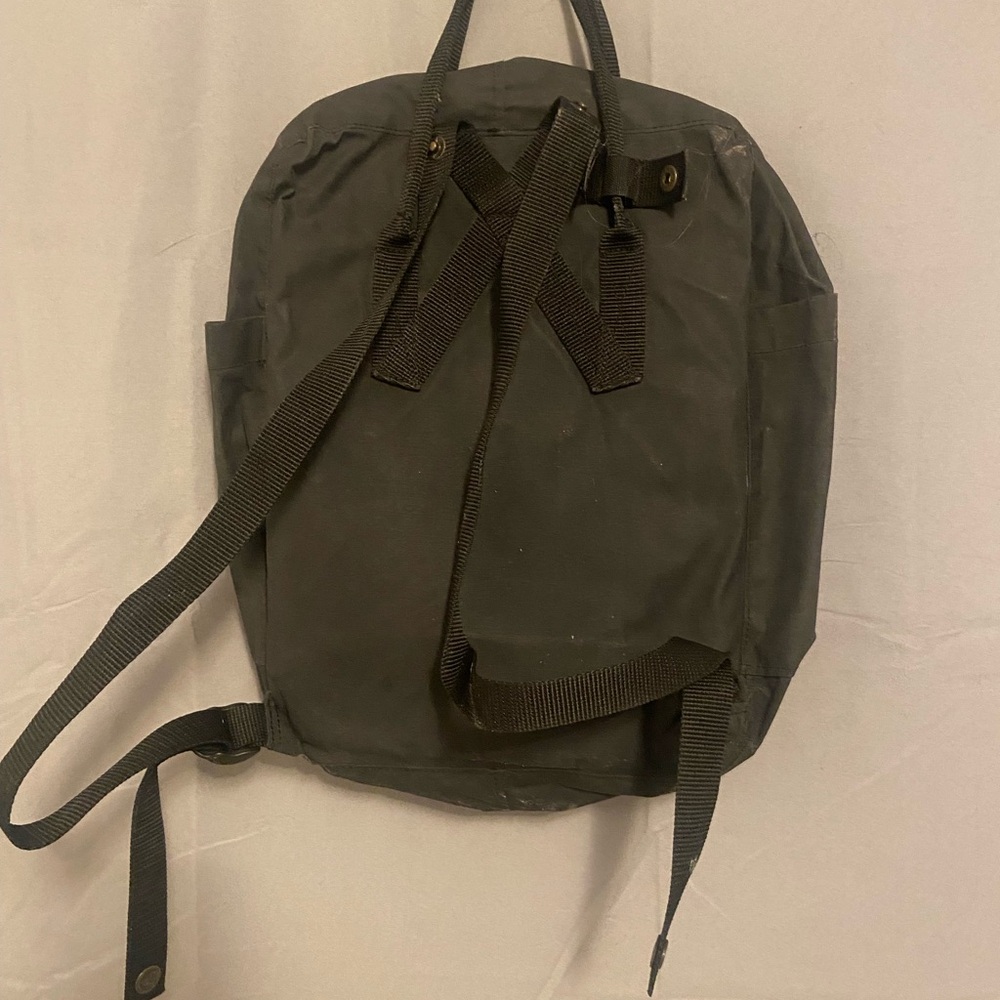 Kånken Black Backpack - Picture 4 of 5